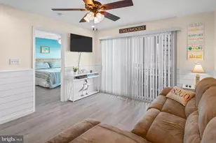 621 W Burk Ave, Wildwood, NJ 08260 - Photo 13