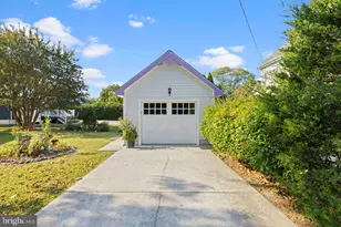 222 Broadway, West Cape May, NJ 08204 - Photo 43