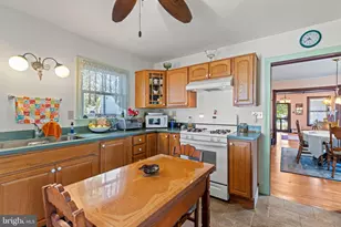 222 Broadway, West Cape May, NJ 08204 - Photo 17