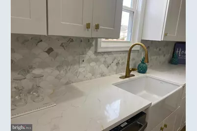 6 Lafayette Avenue, Villas, NJ 08251 - Photo 11