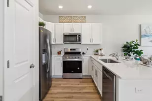 126 W Montgomery Ave, Wildwood, NJ 08260 - Photo 17