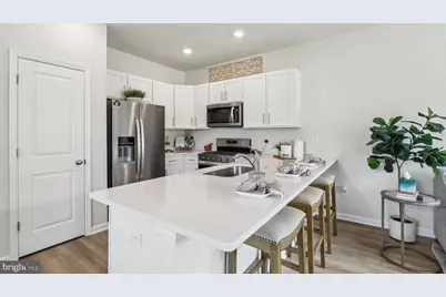 126 W Montgomery Avenue, Wildwood, NJ 08260 - Photo 11