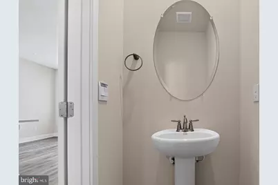 128 W Montgomery Avenue, Wildwood, NJ 08260 - Photo 7