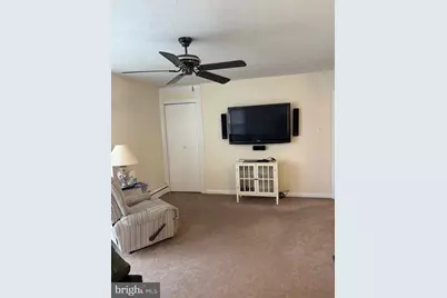 5805 Seaview Avenue, Wildwood, NJ 08260 - Photo 17