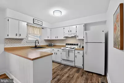 17 Siskin La, Cape May, NJ 08210 - Photo 5