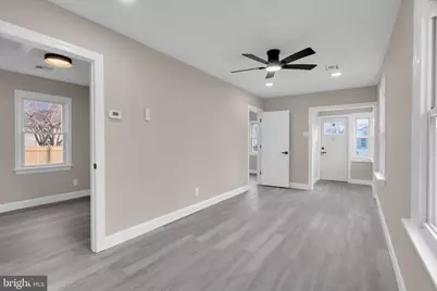 43 E Weber Avenue, Villas, NJ 08251 - Photo 9