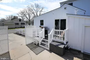 18 Bucknell Ave, Villas, NJ 08251 - Photo 11