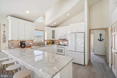 137 51st Street #WEST, Sea Isle City, NJ 08243 - Photo 11