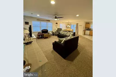 231 E Spicer Avenue #B, Wildwood, NJ 08260 - Photo 3