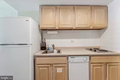 8401 Atlantic Avenue #210, Wildwood, NJ 08260 - Photo 5