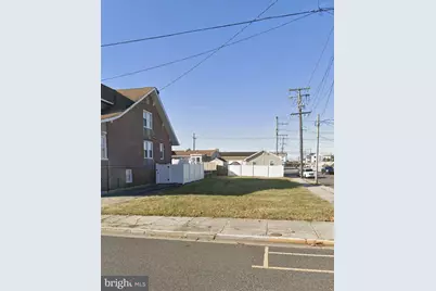 326 W Wildwood Avenue, Wildwood, NJ 08260 - Photo 1