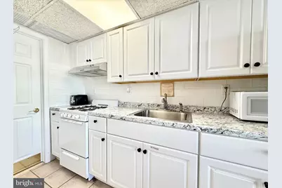 410 E Monterey Avenue #103, Wildwood, NJ 08260 - Photo 7