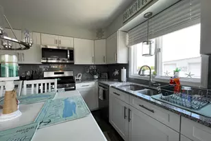 401 W Bennett Ave, Wildwood, NJ 08260 - Photo 17