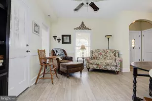 225 Windsor, Cape May, NJ 08204 - Photo 9