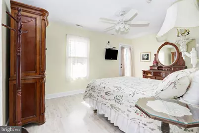 225 Windsor, Cape May, NJ 08204 - Photo 27