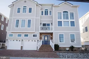 408 Illinois Ave, Wildwood, NJ 08260 - Photo 1