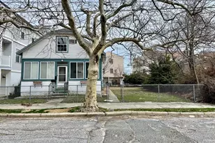 417 W Roberts Ave, Wildwood, NJ 08260 - Photo 1