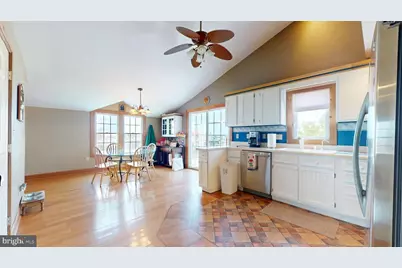 704 W Rio Grande Avenue, Wildwood, NJ 08260 - Photo 15