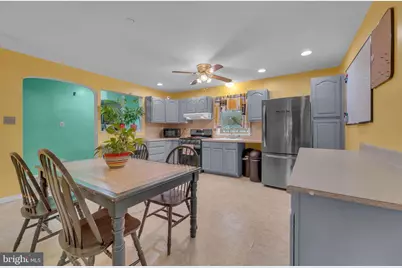 110 S 10th Street, Del Haven, NJ 08251 - Photo 9