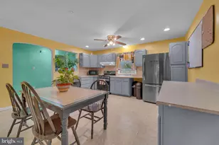 110 S 10th St, Del Haven, NJ 08251 - Photo 9