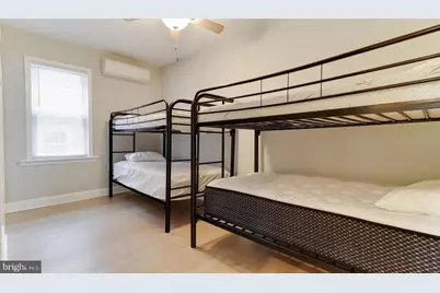 217-221 E Burk Avenue, Wildwood, NJ 08260 - Photo 9