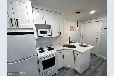 225 E Wildwood Avenue E #323, Wildwood, NJ 08260 - Photo 3