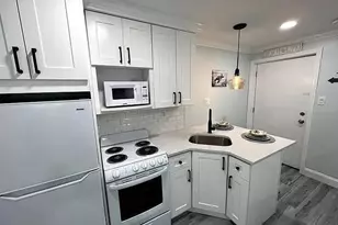 225 E Wildwood Ave E, Wildwood, NJ 08260 - Photo 3