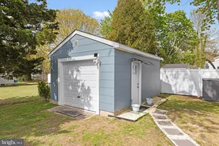 324 E Tampa Ave, Villas, NJ 08251 - Photo 23