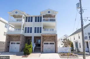 309 W 1st Ave, North Wildwood, NJ 08260 - Photo 1