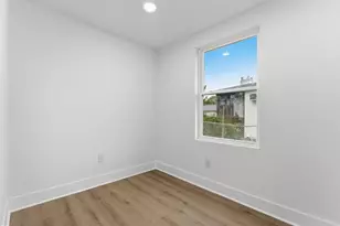 218 Woodland Ave, Villas, NJ 08251 - Photo 17