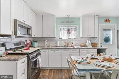 219 W 10th Avenue, Wildwood, NJ 08260 - Photo 13