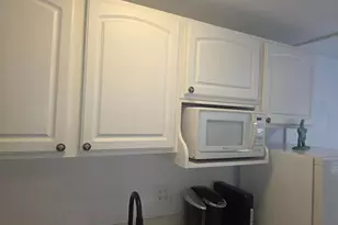 422 E 4th Ave, Wildwood, NJ 08260 - Photo 5