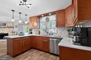 26 Greenbriar Rd, Marmora, NJ 08223 - Photo 5