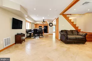 208 E Maple Ave, Wildwood, NJ 08260 - Photo 29