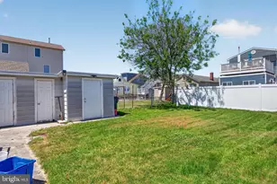 411 W Magnolia Ave, Wildwood, NJ 08260 - Photo 13