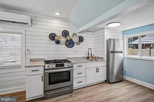 315 W Burk Ave, Wildwood, NJ 08260 - Photo 19