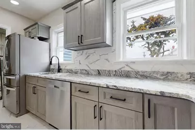 108 E 17th Avenue, Wildwood, NJ 08260 - Photo 9