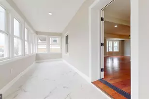 108 E 17th Ave, Wildwood, NJ 08260 - Photo 5