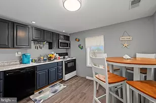 523 W Maple Ave, Wildwood, NJ 08260 - Photo 29