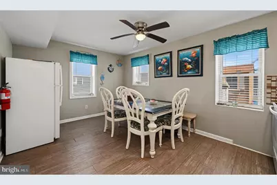 523 W Maple Avenue, Wildwood, NJ 08260 - Photo 15