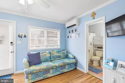 112 E 21st Avenue, Wildwood, NJ 08260 - Photo 7