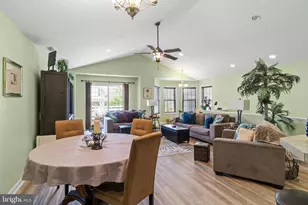 212 E Magnolia Ave, Wildwood, NJ 08260 - Photo 13