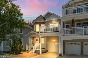 212 E Magnolia Ave, Wildwood, NJ 08260 - Photo 3