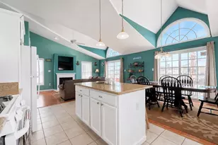 223 E Roberts Ave, Wildwood, NJ 08260 - Photo 13
