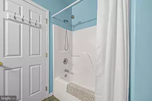 229 E Pine Ave, Wildwood, NJ 08260 - Photo 7