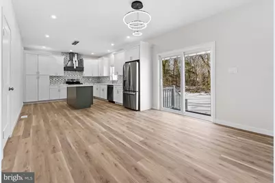 205 E Bates Avenue, Villas, NJ 08251 - Photo 9
