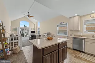 128 38th St, Sea Isle City, NJ 08243 - Photo 9