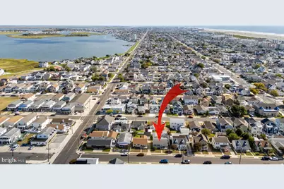 107 E Hollywood Avenue, Wildwood, NJ 08260 - Photo 3
