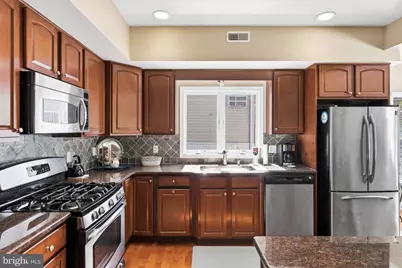 110 E Crocus Road, Wildwood, NJ 08260 - Photo 7