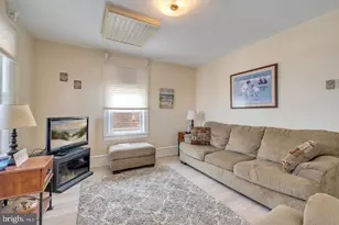 210 E Hand Ave, Wildwood, NJ 08260 - Photo 9
